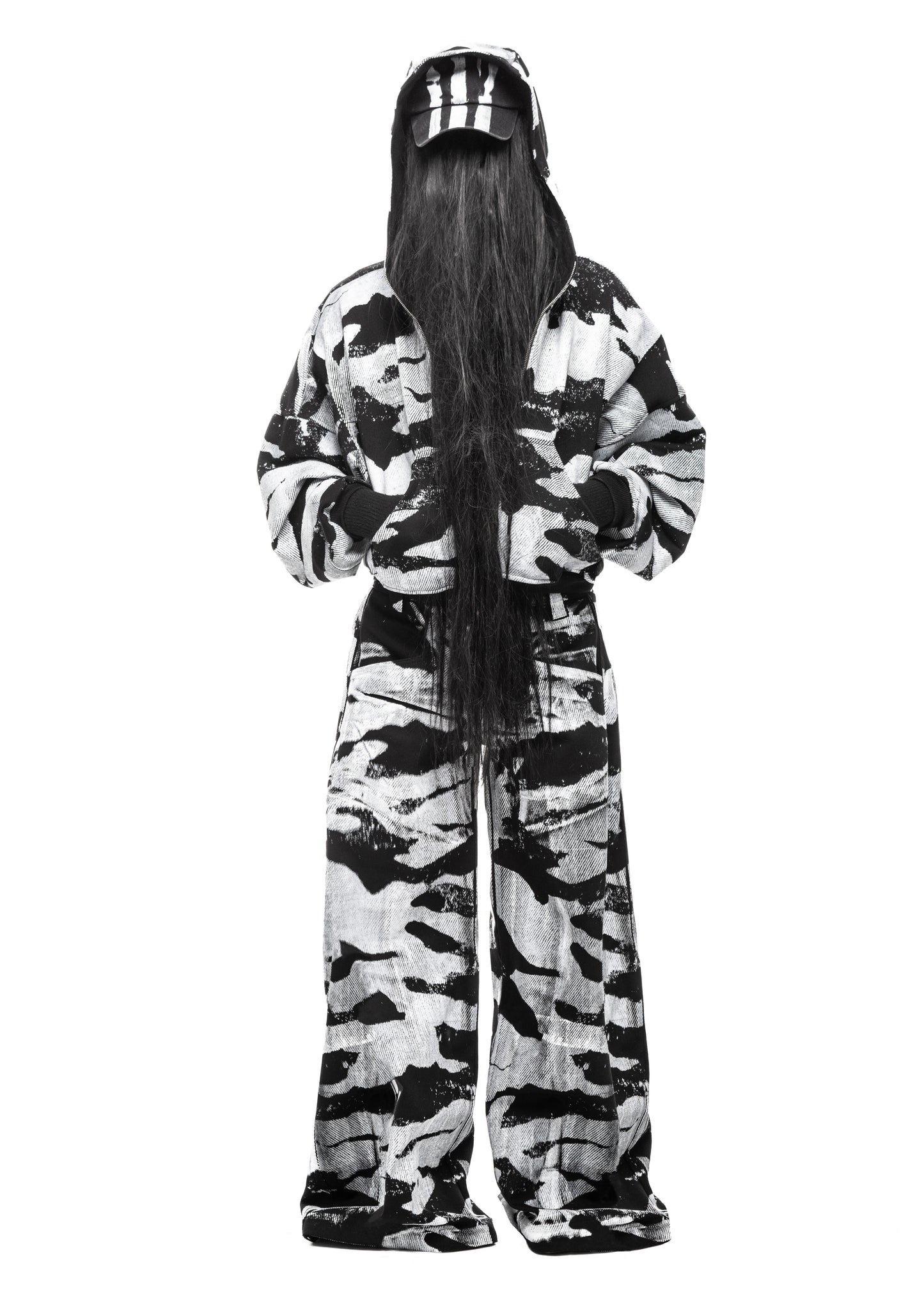 CAMO BLACK ZIP HOODIE