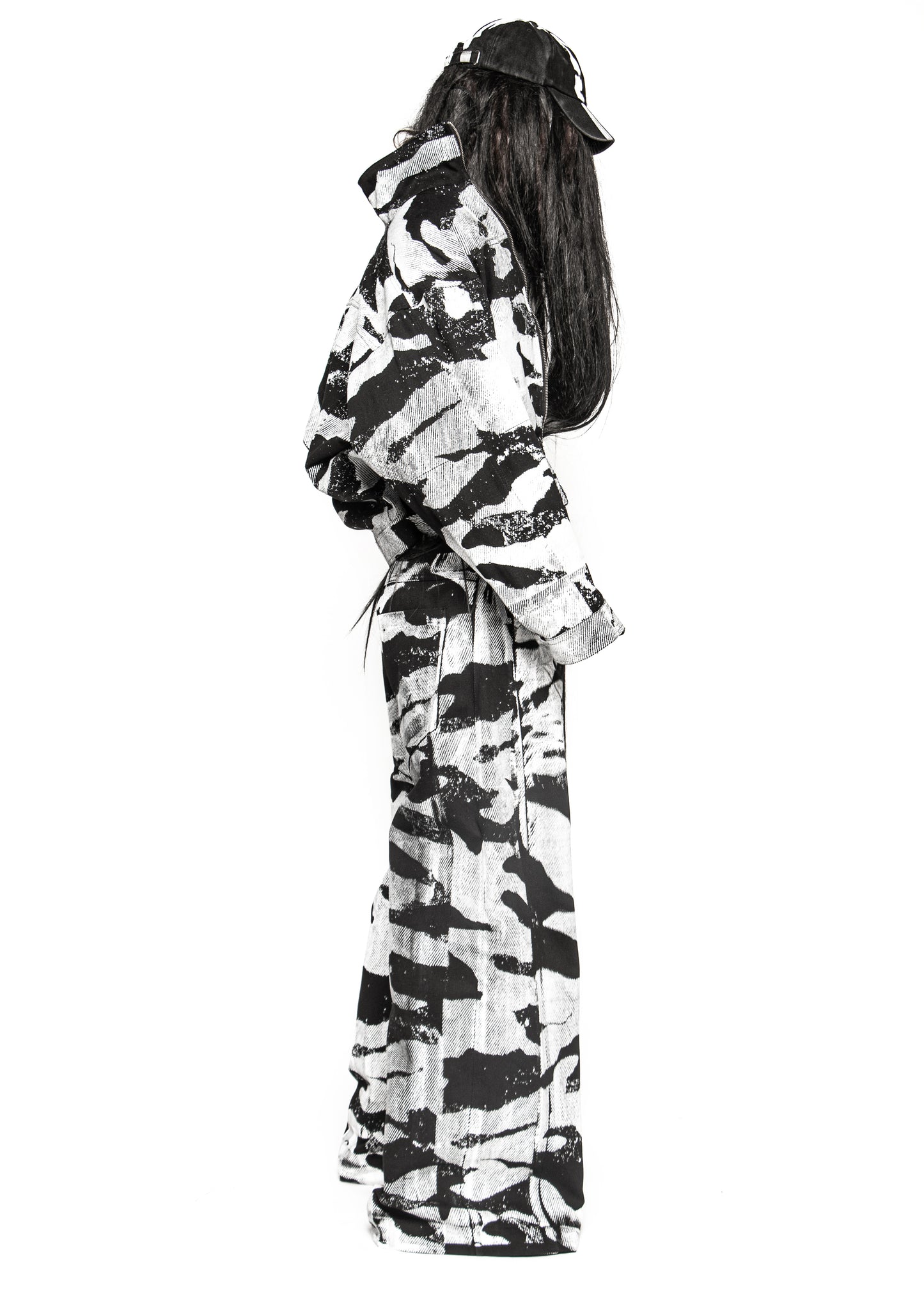 CAMO BLACK JACKET
