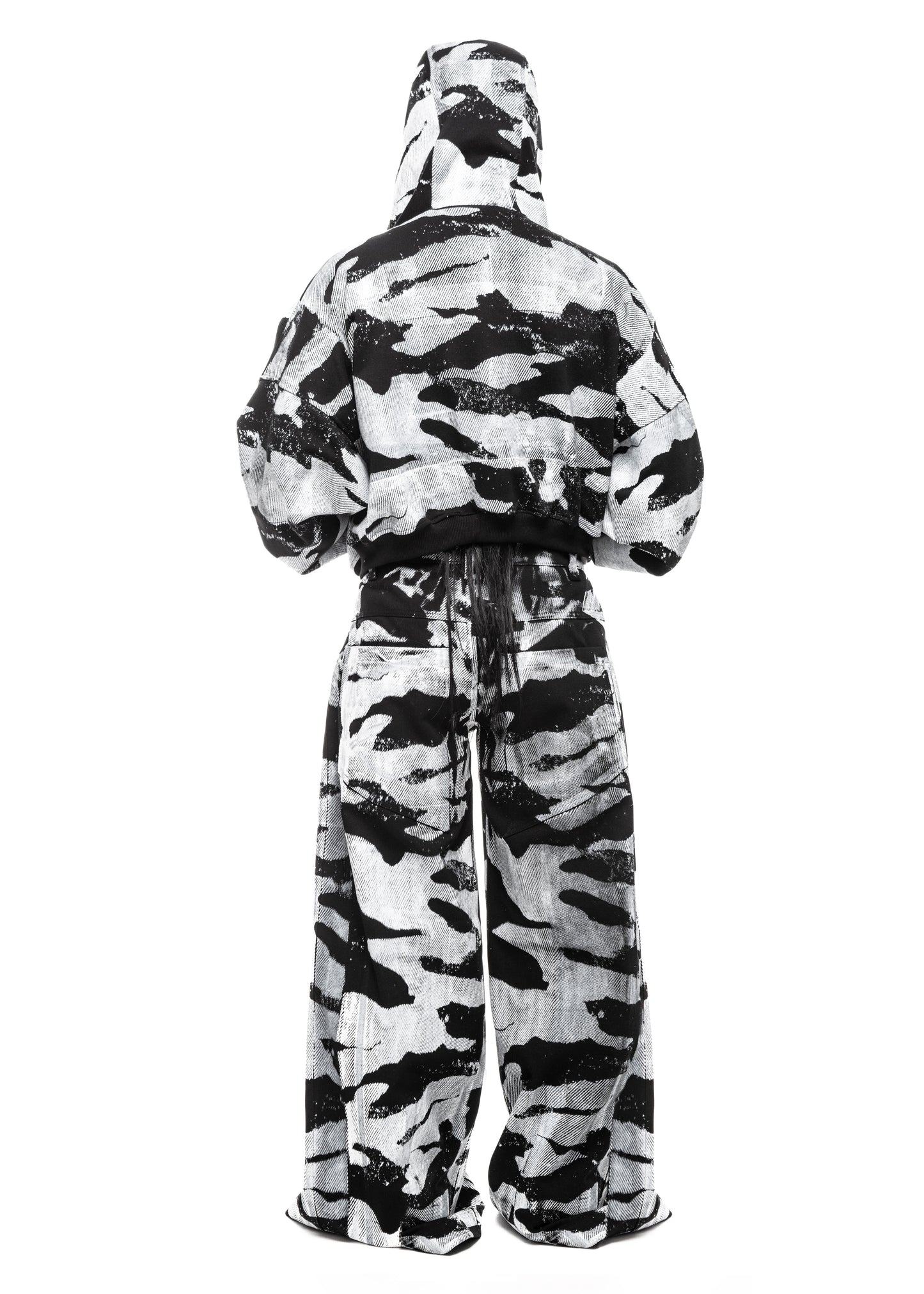 CAMO BLACK ZIP HOODIE
