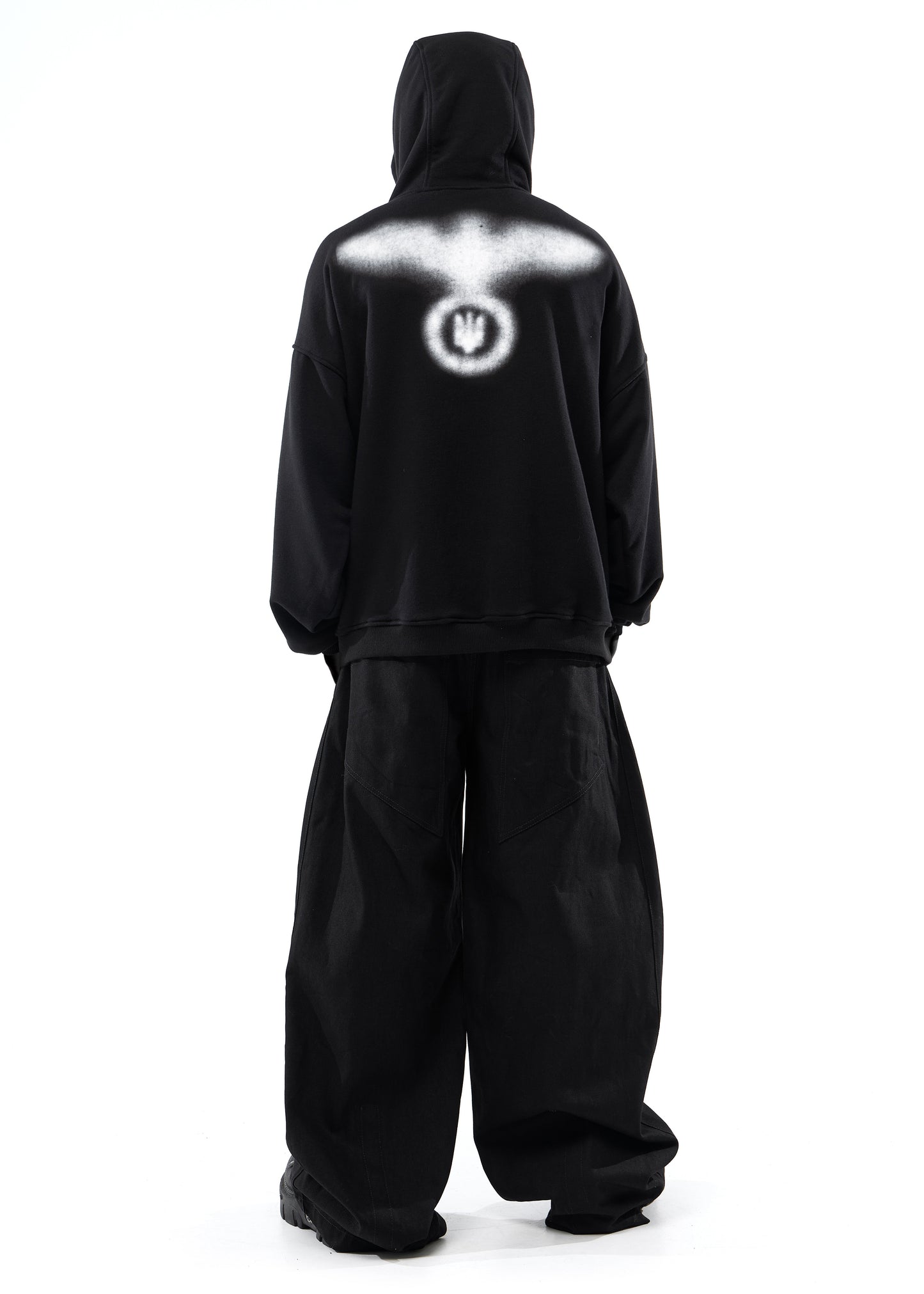 STAIN OVER HOODIE