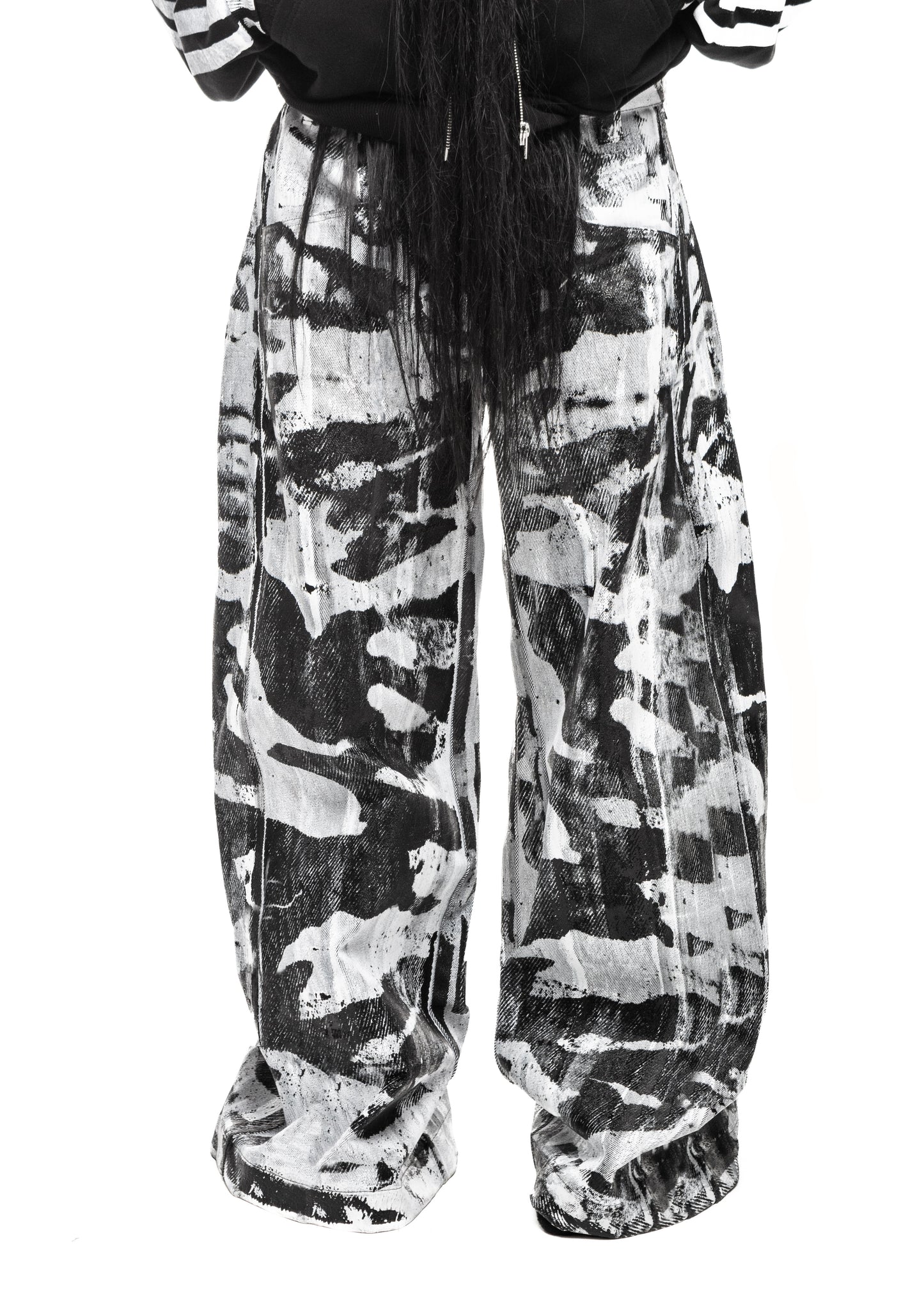 CAMO WAXED WHITE JEANS