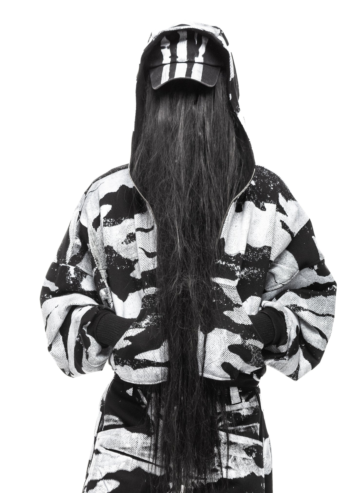 CAMO BLACK ZIP HOODIE