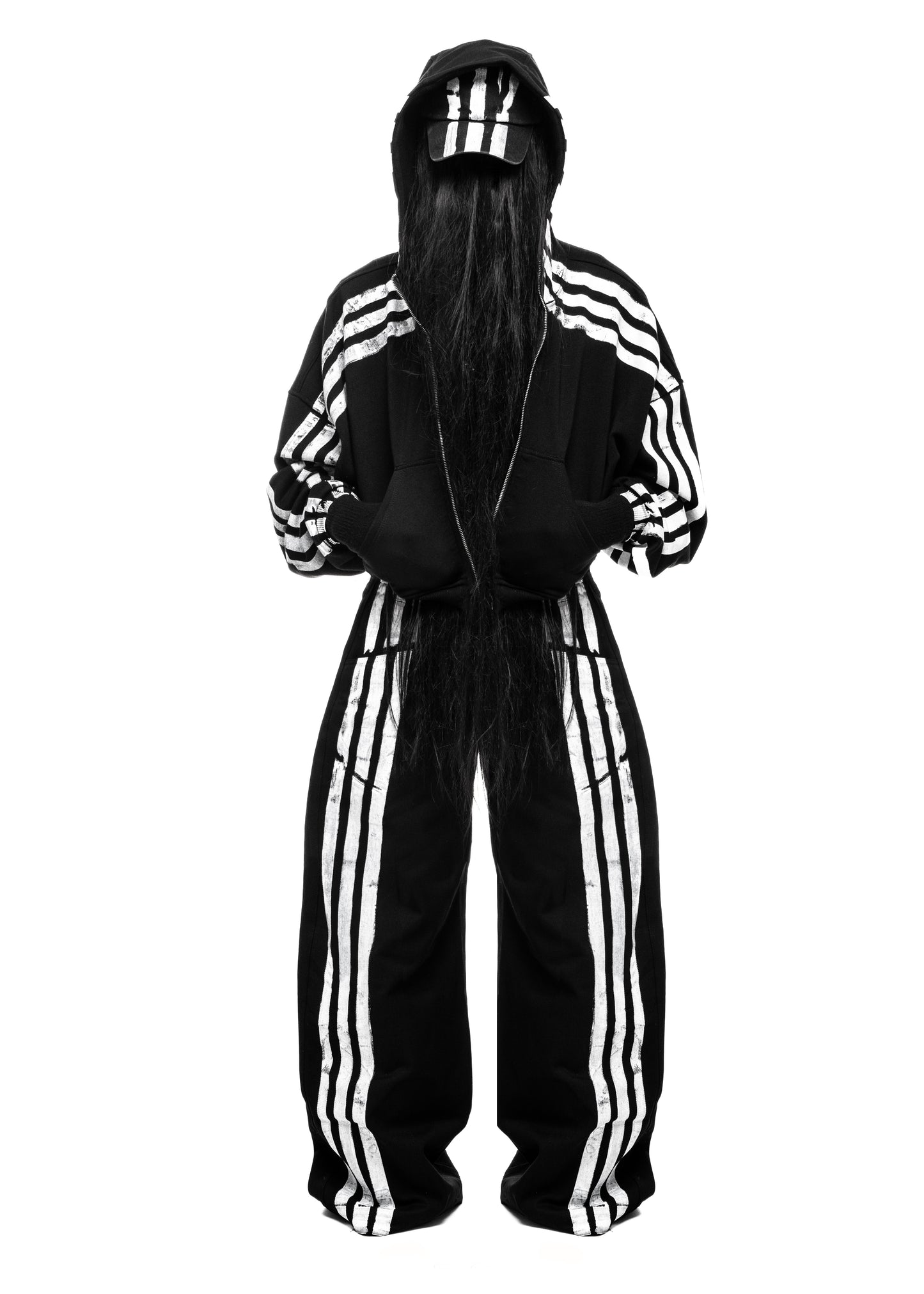STRIPES BLACK ZIP HOODIE