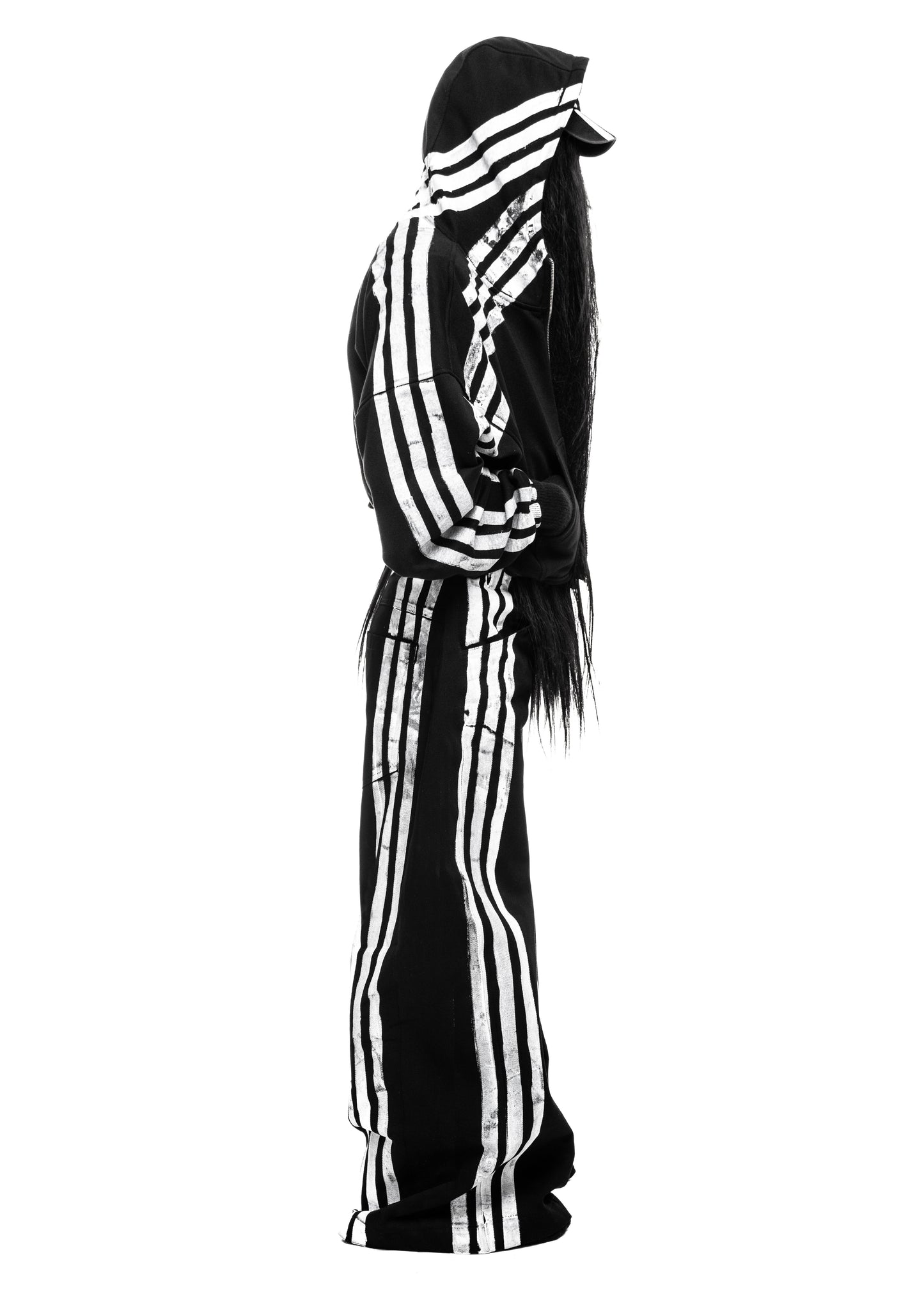STRIPES BLACK ZIP HOODIE