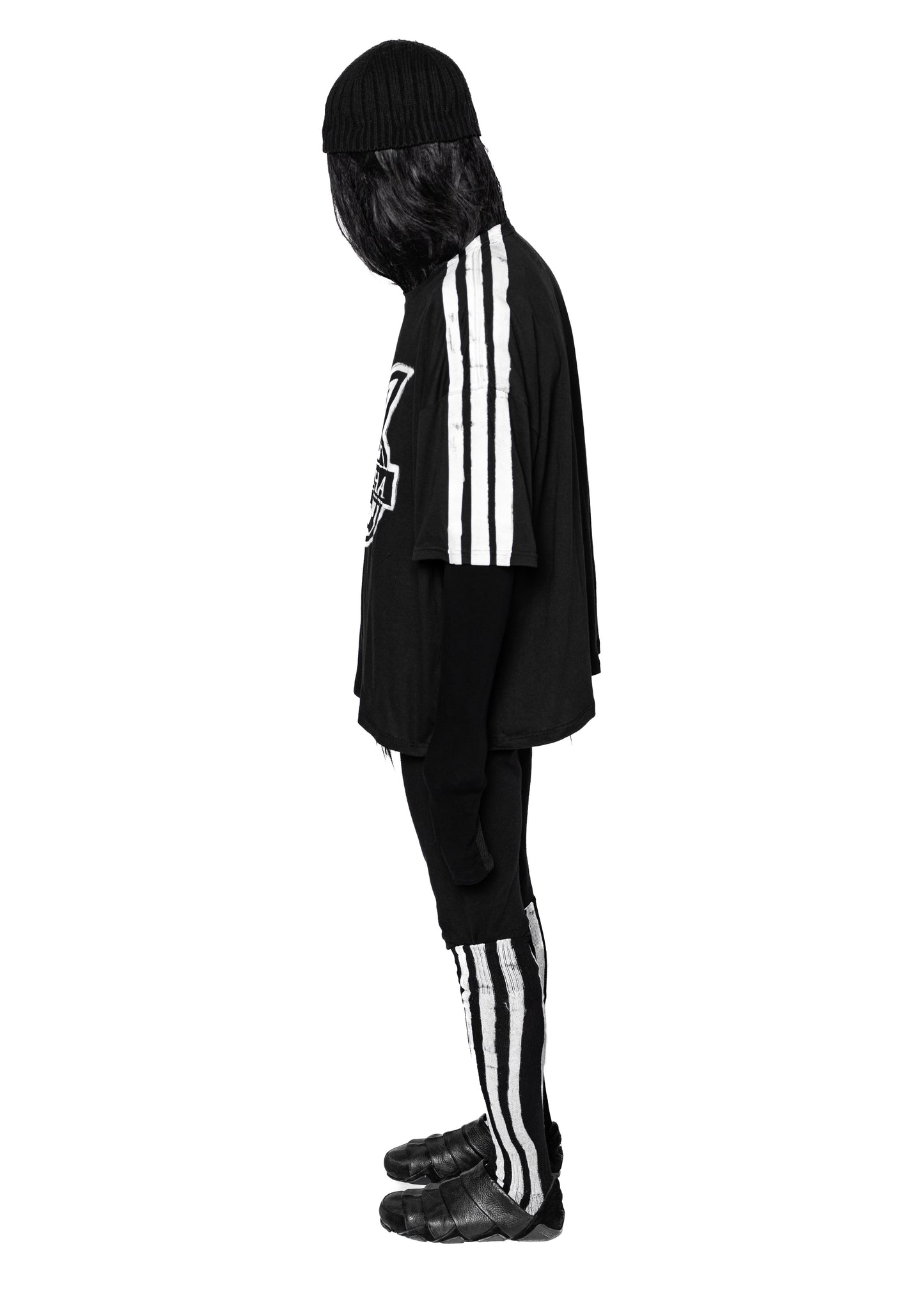 STRIPES BLACK T-SHIRT