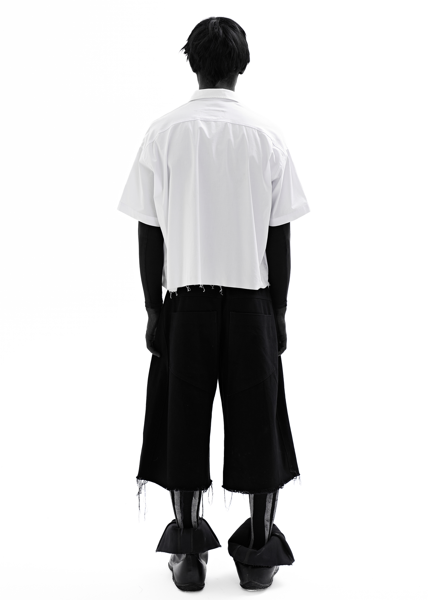 WHITE ZIP SHIRT