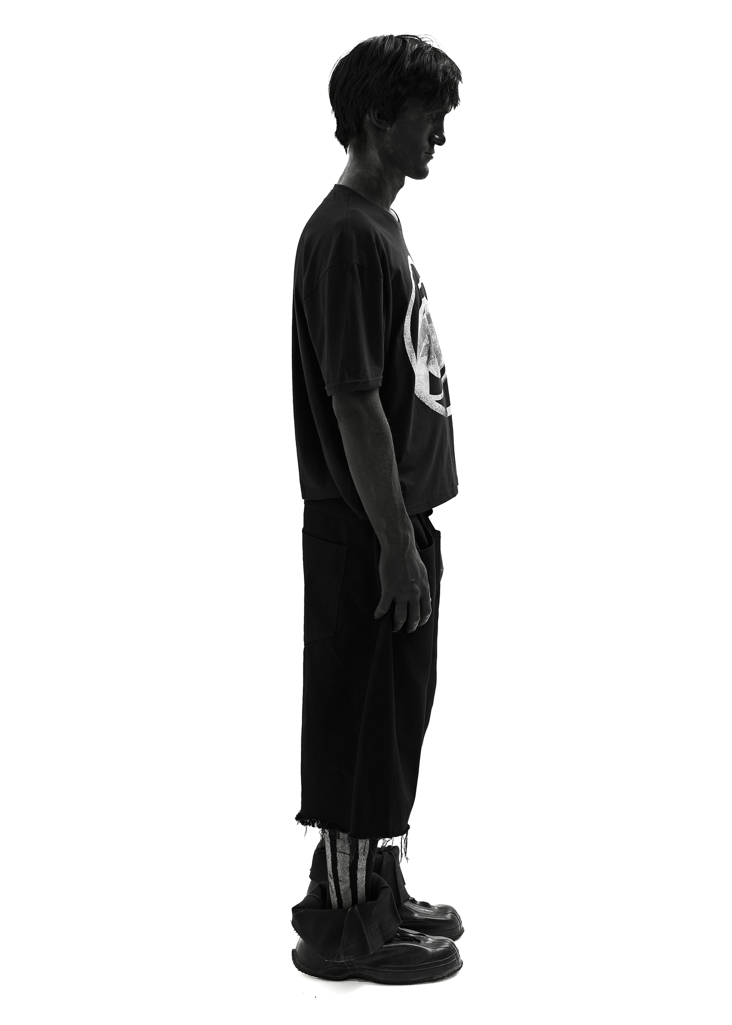 MARKET BLACK T-SHIRT