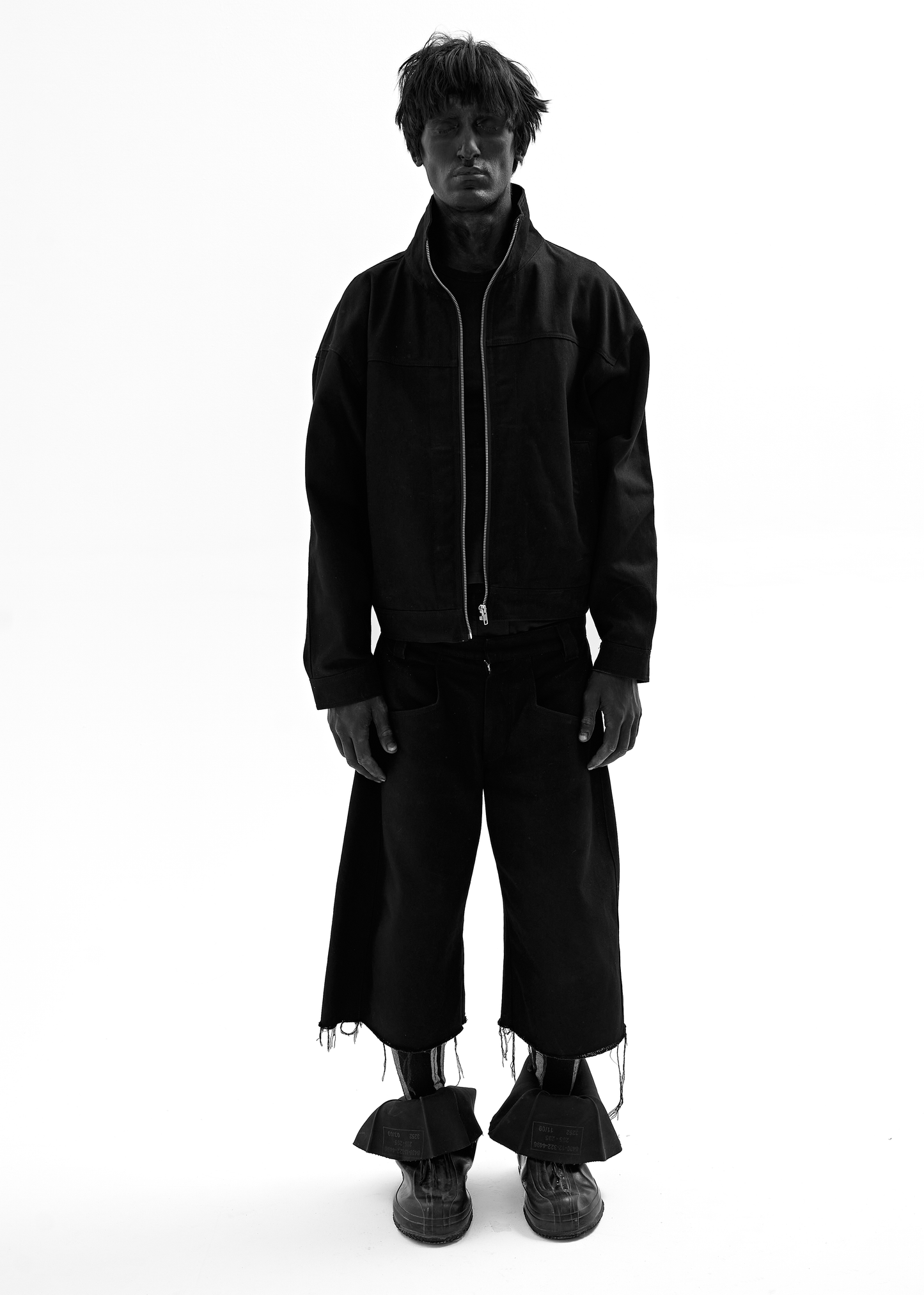 STAIN BLACK JACKET