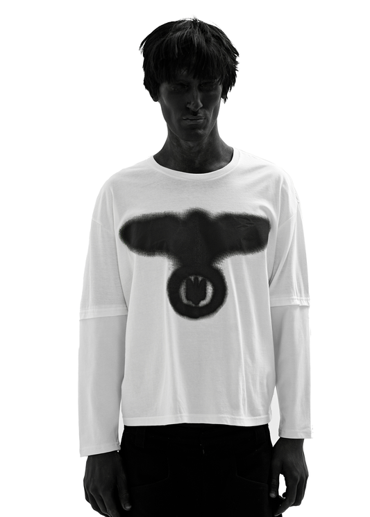 STAIN WHITE LONG-SLEEVED T-SHIRT