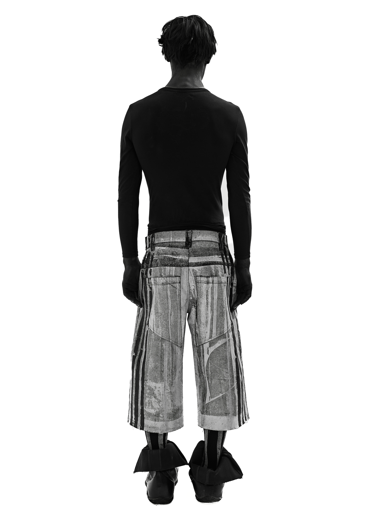 STRIPES WAXED WHITE DENIM SHORTS