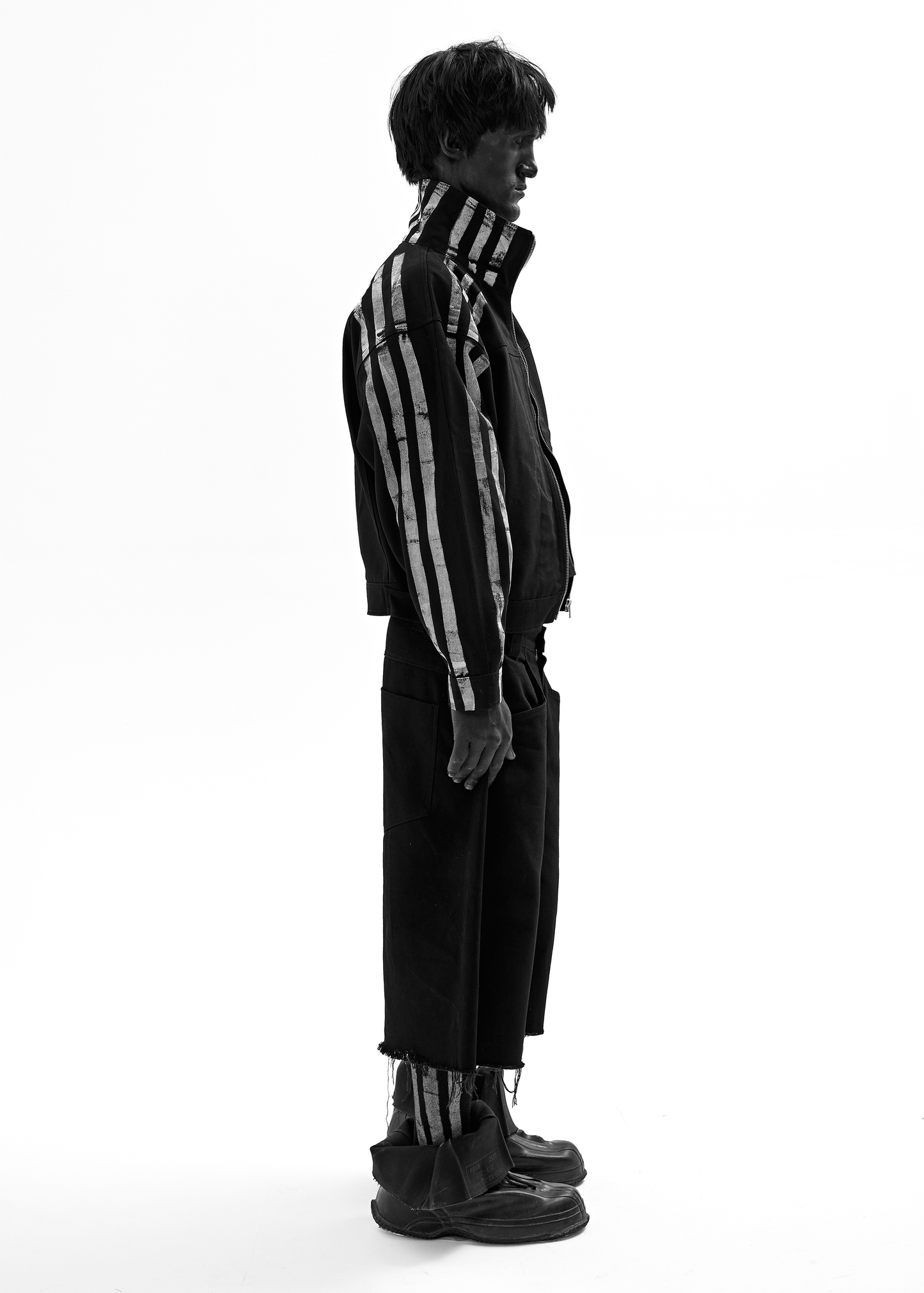 STRIPES BLACK JACKET