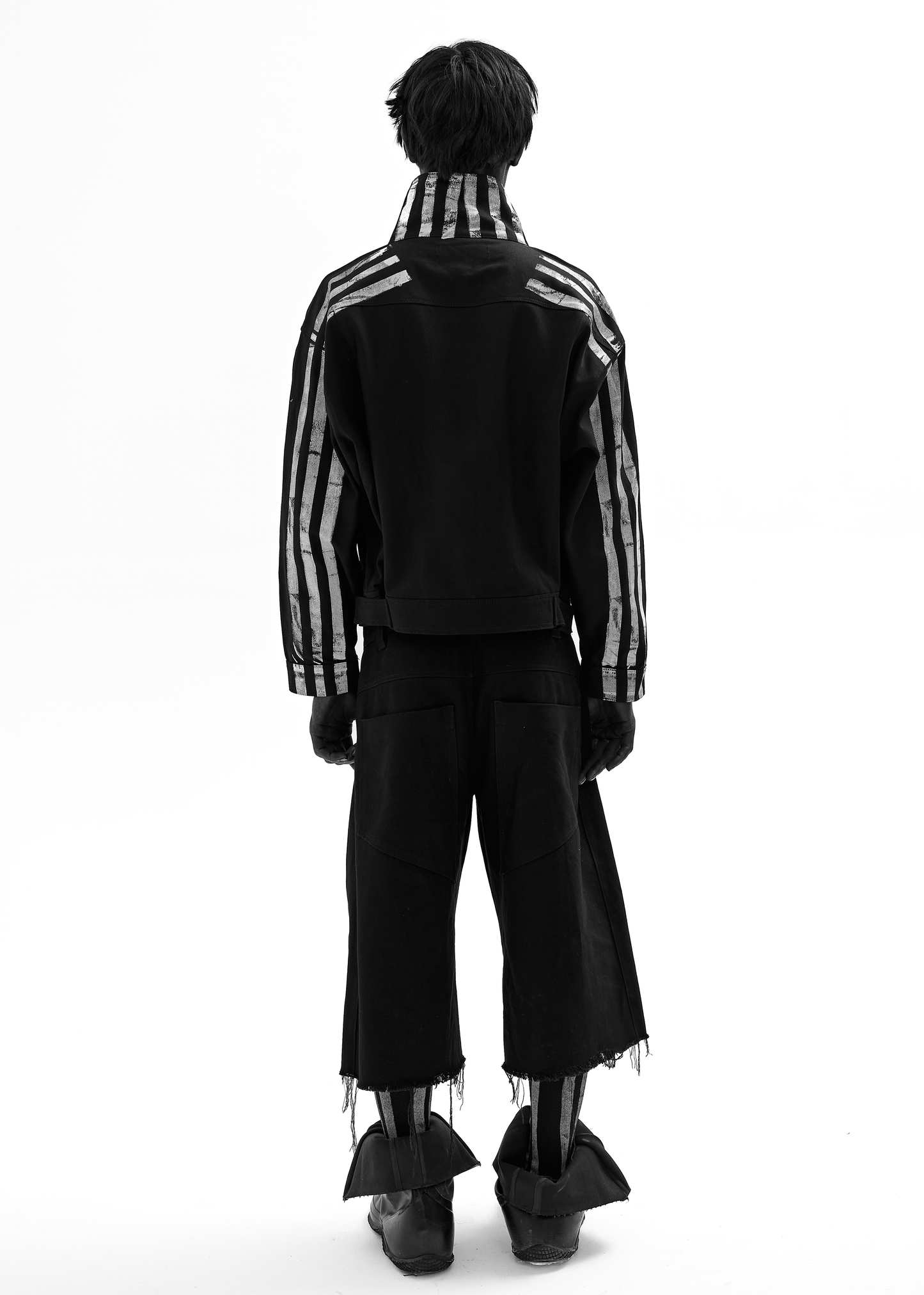 STRIPES BLACK JACKET