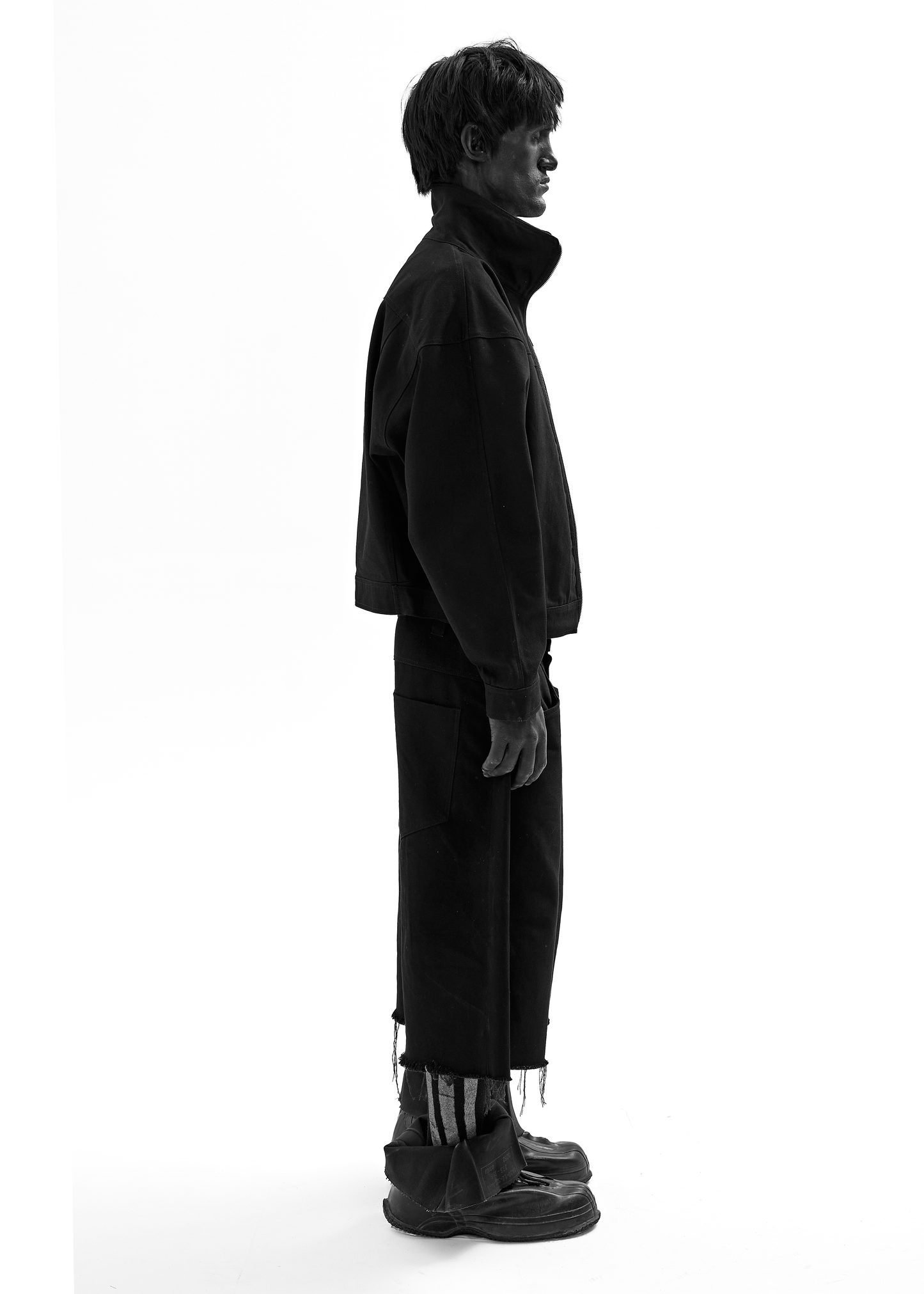 STAIN BLACK JACKET
