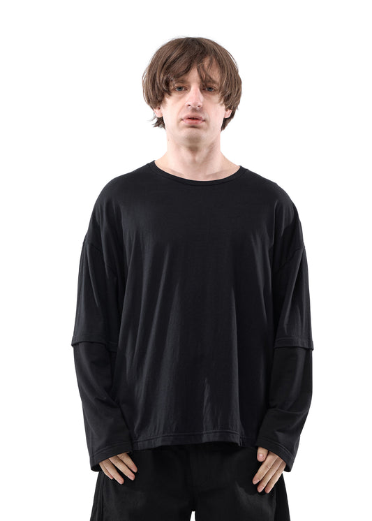 BLACK OVER LONG-SLEEVED T-SHIRT